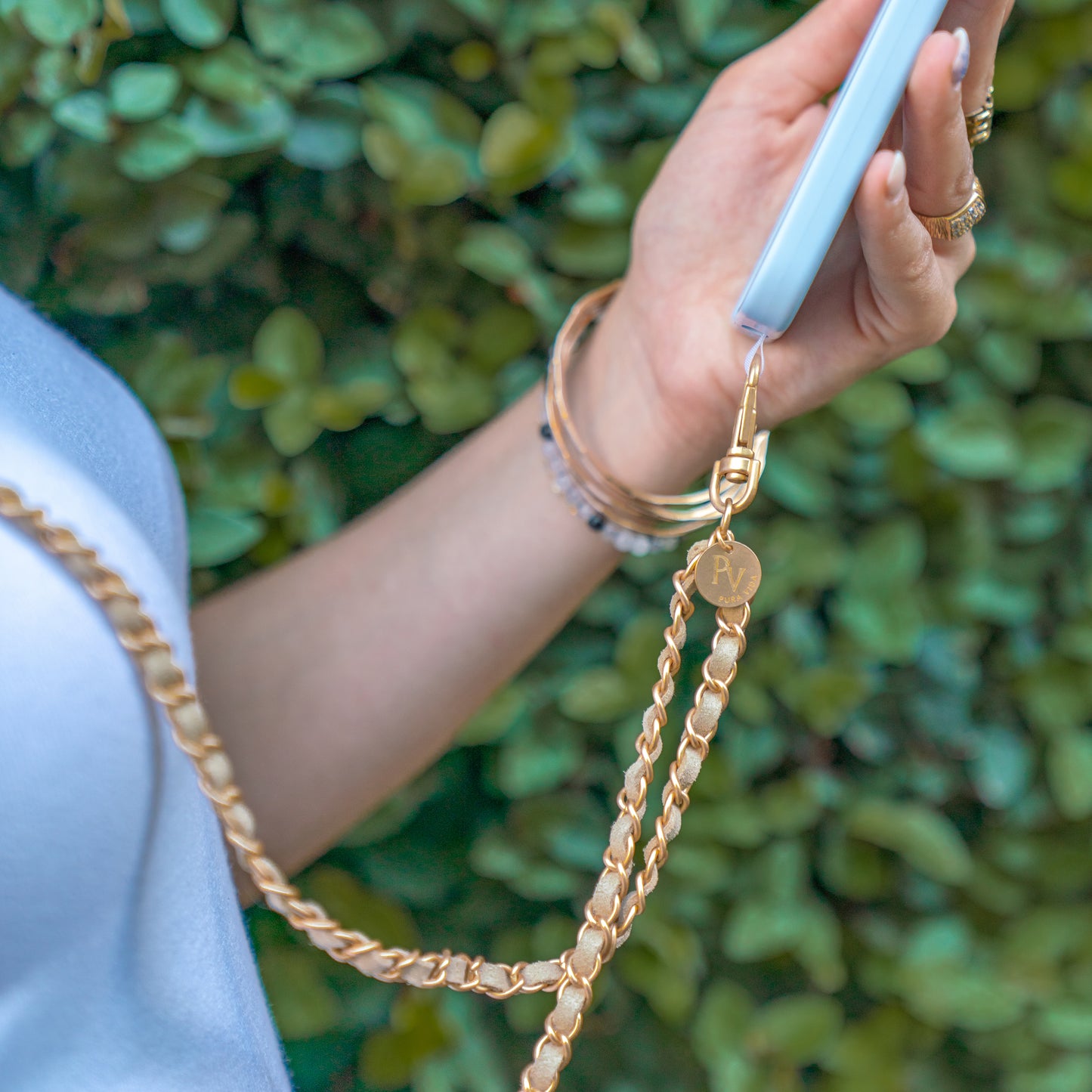 CROSSBODY PHONE CHAIN